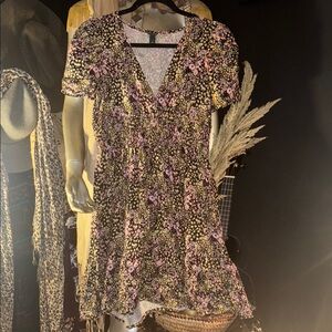 Wild Fable Floral V-Neck Dress